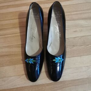 Roger Vivier  vintage shoes size 7.5